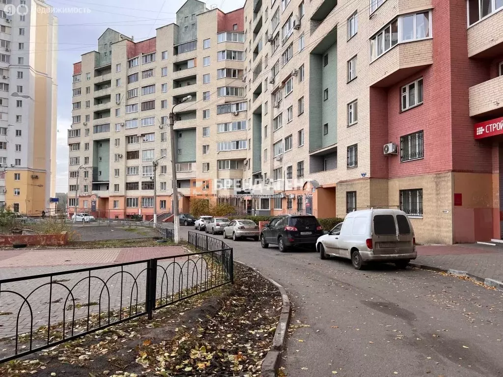 3-комнатная квартира: Белгород, улица Губкина, 16Б (99.2 м) - Фото 0