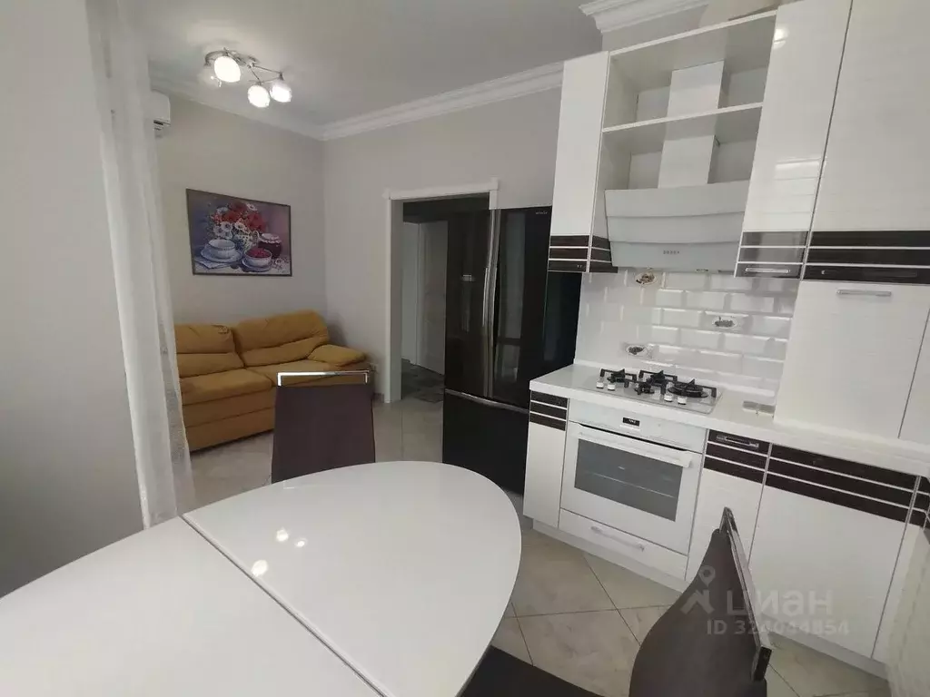 1-к кв. Краснодарский край, Геленджик ул. Шмидта, 6 (50.0 м) - Фото 2