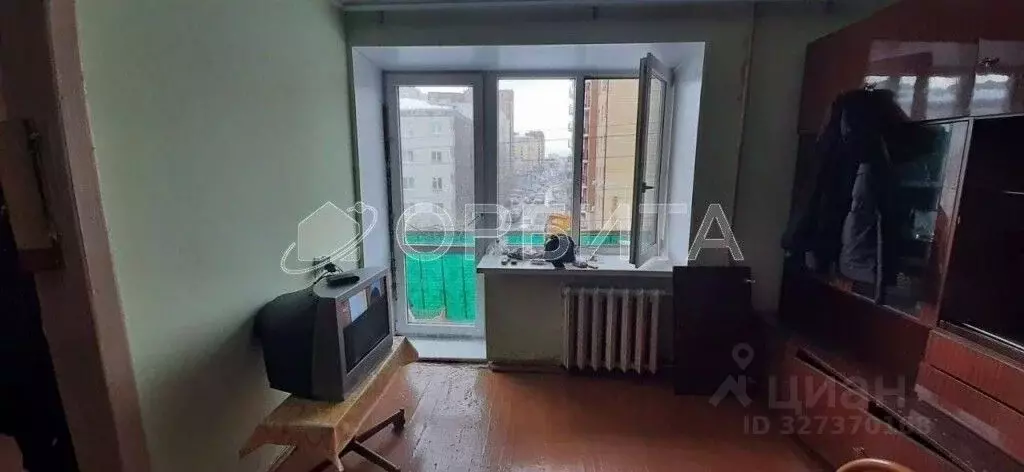 1-к кв. Тюменская область, Тюмень ул. Коммунаров, 5 (32.0 м) - Фото 2