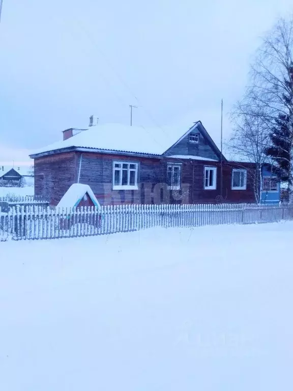Дом в Вологодская область, Харовский муниципальный округ, пос. ... - Фото 0