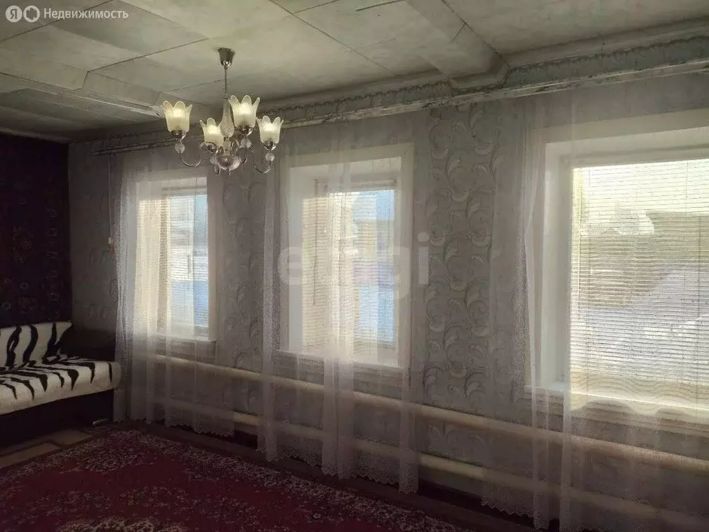 Дом в Челябинская область, Саткинский муниципальный округ, рабочий ... - Фото 1