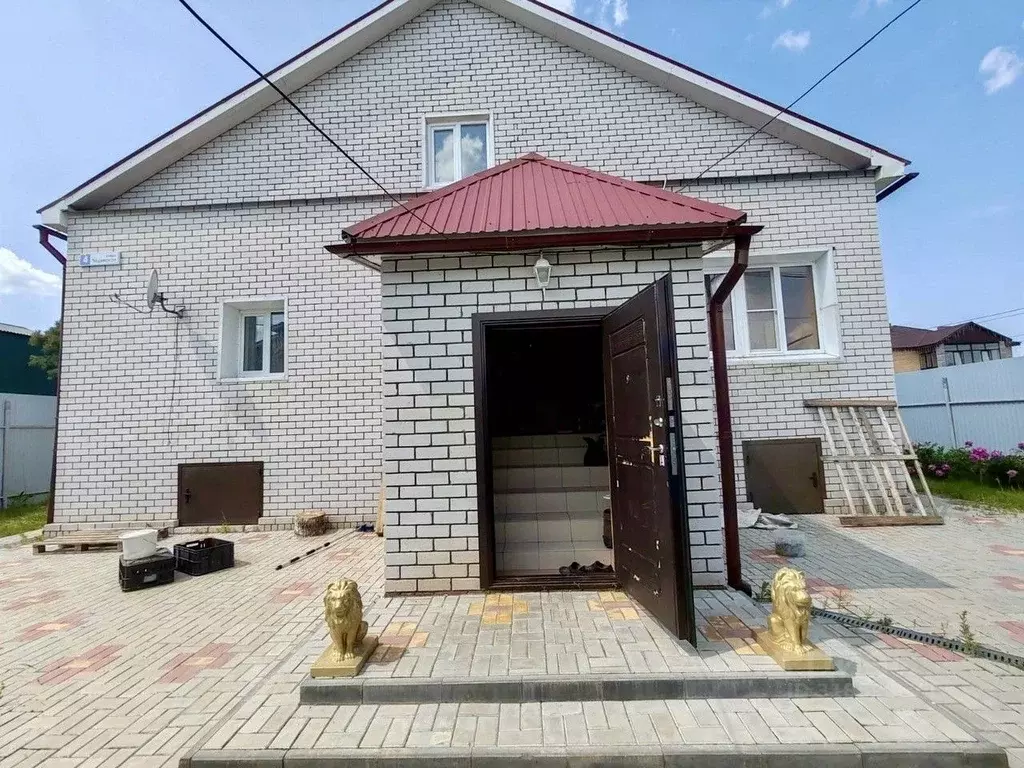 Дом в Чувашия, Новочебоксарск Чединская ул., 4 (256 м) - Фото 0