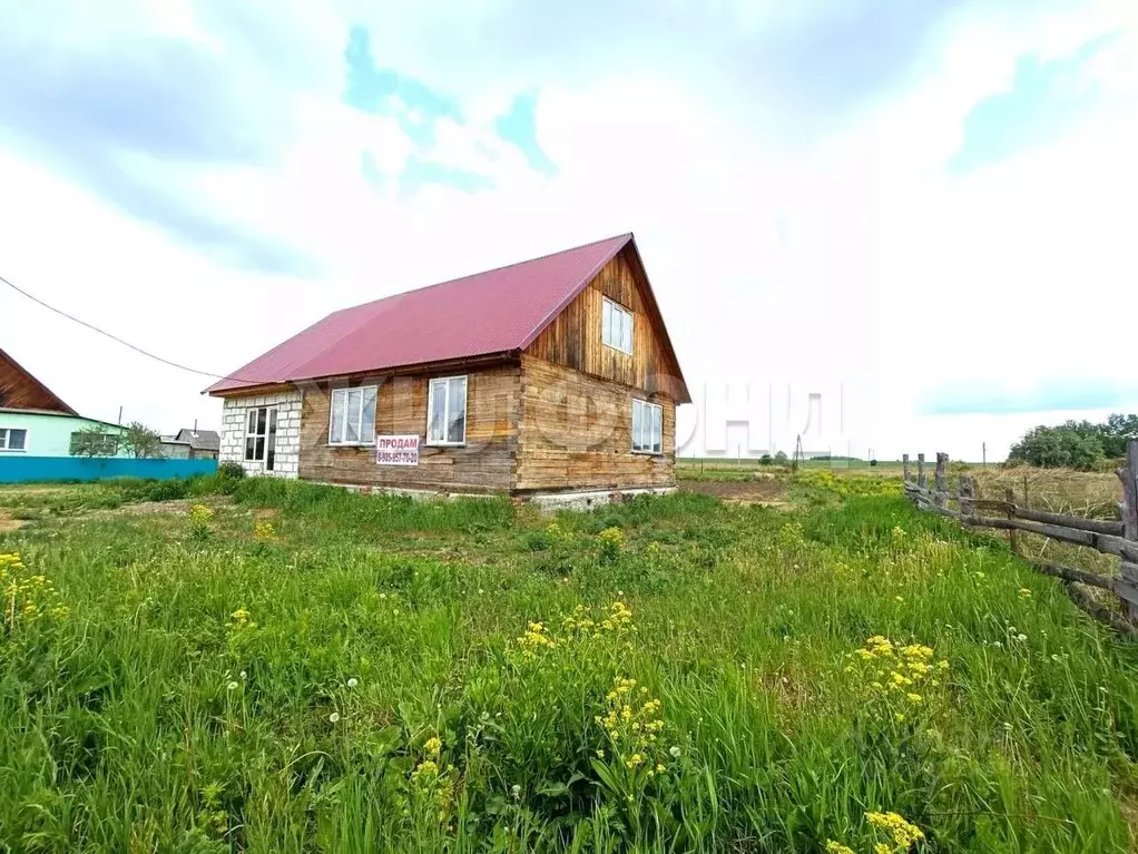 Дом в Новосибирская область, Колыванский район, д. Воробьево Школьная ... - Фото 1