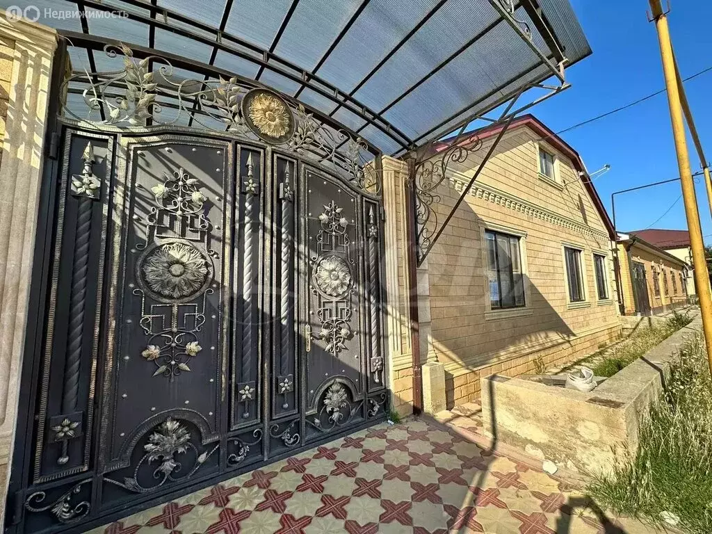 Дом в посёлок городского типа Ленинкент, 3-й микрорайон (200 м) - Фото 1