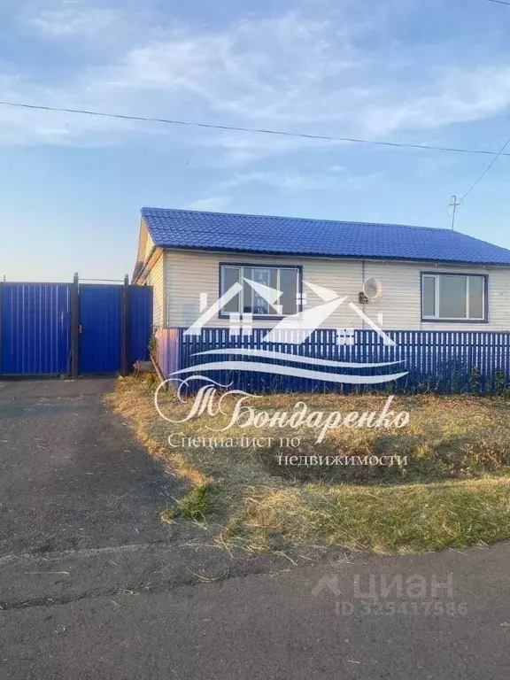 Дом в Тюменская область, Заводоуковский муниципальный округ, пос. ... - Фото 1