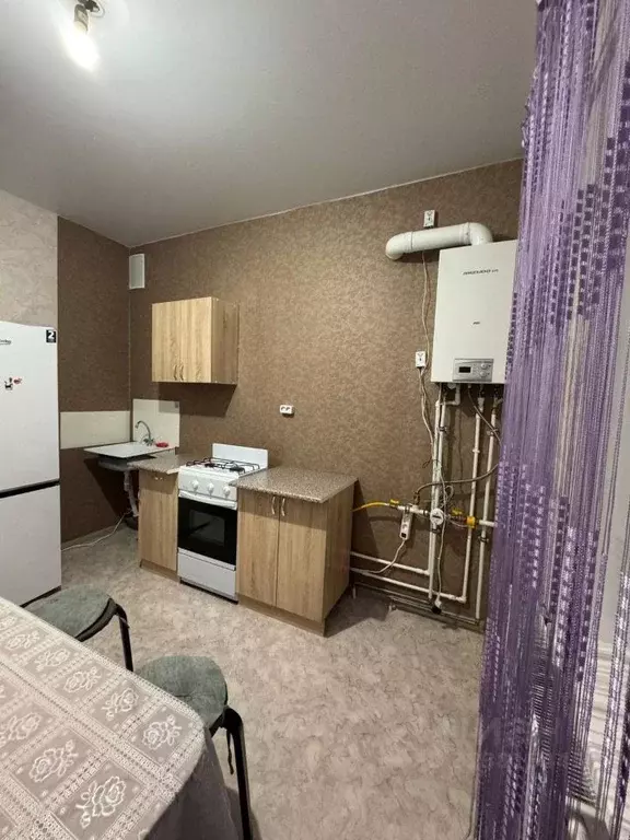 1-к кв. Волгоградская область, Волгоград ул. 70-летия Победы, 17 (33.0 ... - Фото 1