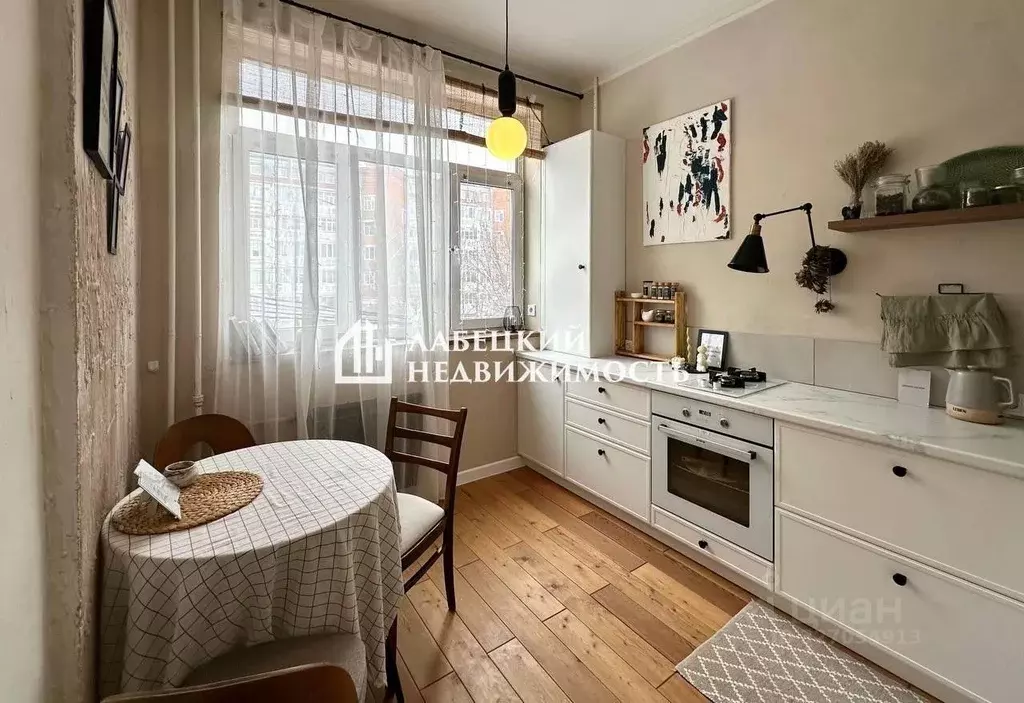 1-к кв. Курская область, Курск ул. Карла Маркса, 72к14 (43.1 м) - Фото 1