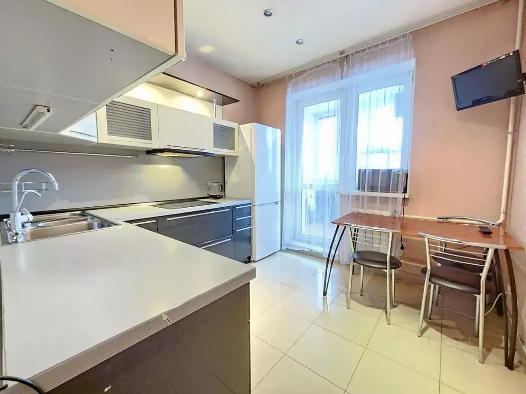 2-к кв. Московская область, Люберцы ул. Кирова, 3 (64.0 м) - Фото 1