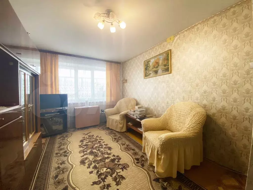 3-к. квартира, 47 м, 1/5 эт. - Фото 1