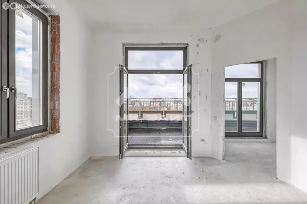 3-комнатная квартира: Санкт-Петербург, Благодатная улица, 50 (82.87 м) - Фото 1