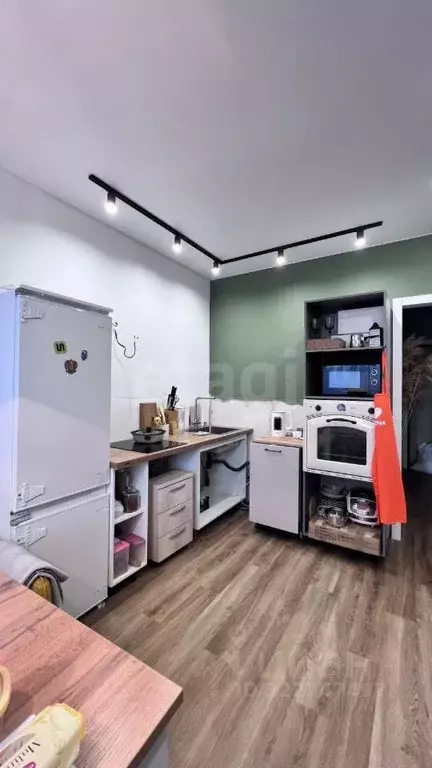 1-к кв. Тюменская область, Тюмень ул. Андрея Приказнова, 7 (37.0 м) - Фото 1