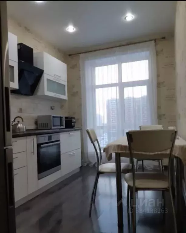 1-к кв. Татарстан, Казань ул. Баки Урманче, 6 (45.0 м) - Фото 1