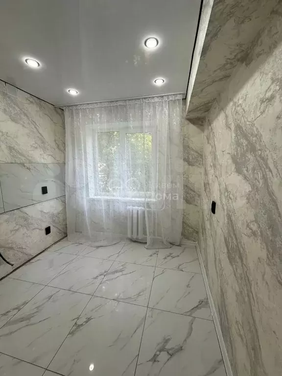 3-к. квартира, 56,5 м, 2/5 эт. - Фото 0