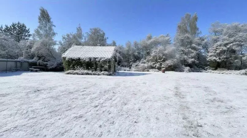 Дом в Ленинградская область, Киришский район, Будогощь пгт ул. ... - Фото 1
