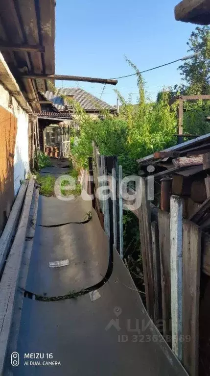 Дом в Красноярский край, Красноярск Суворовский мкр, ул. ... - Фото 1