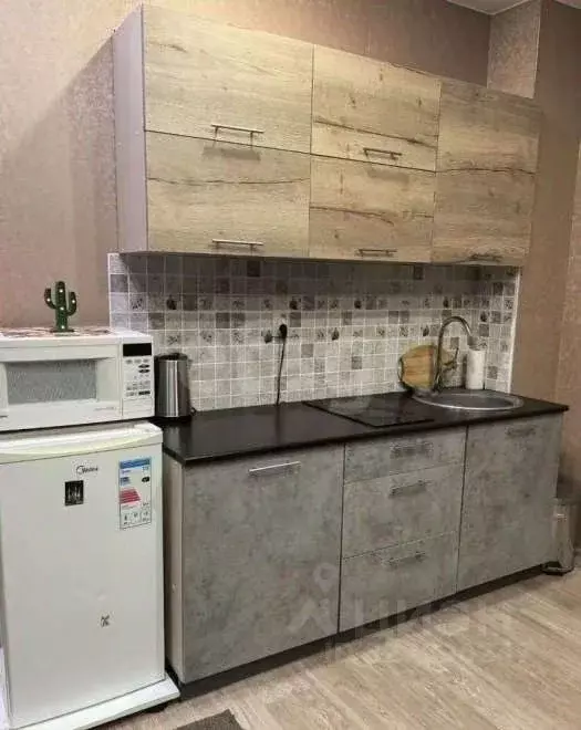 Студия Тюменская область, Тюмень ул. Федюнинского, 64к1 (30.0 м) - Фото 1