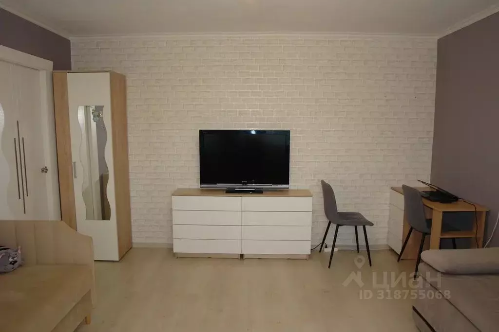 2-к кв. Санкт-Петербург ул. Коммуны, 32к3 (45.0 м) - Фото 1