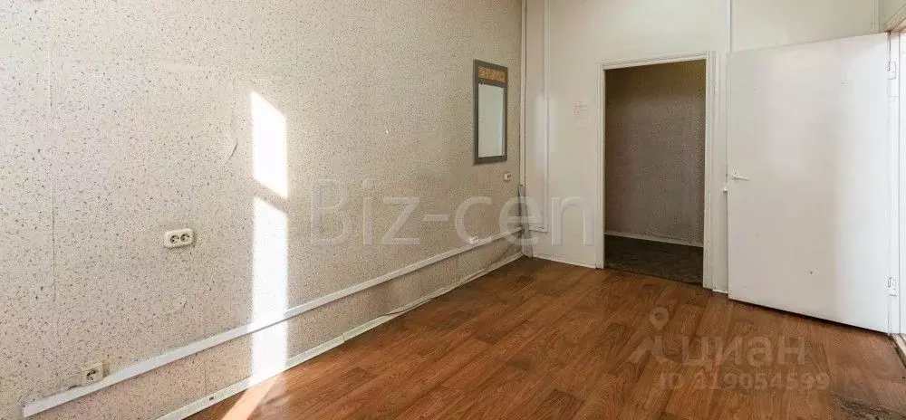 Офис в Санкт-Петербург просп. Елизарова, 38 (19 м) - Фото 0