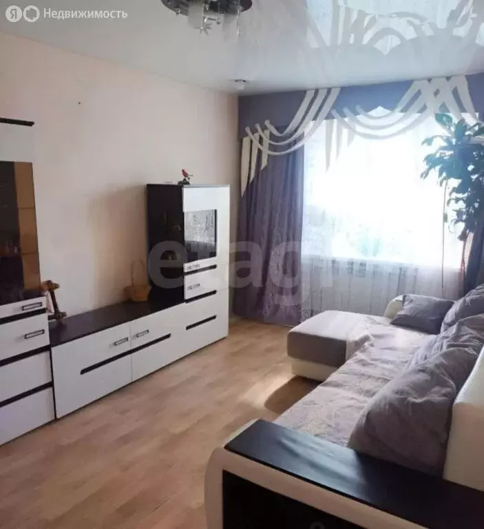 2-комнатная квартира: Пласт, улица Титова, 9 (52.2 м) - Фото 0