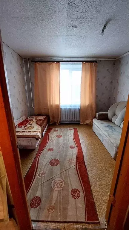 Комната Ленинградская область, Тихвин 3-й мкр, 25 - Фото 2