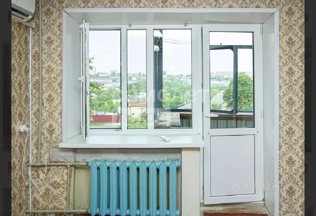 2-к кв. Курская область, Курск ул. Энгельса, 4 (39.5 м) - Фото 2