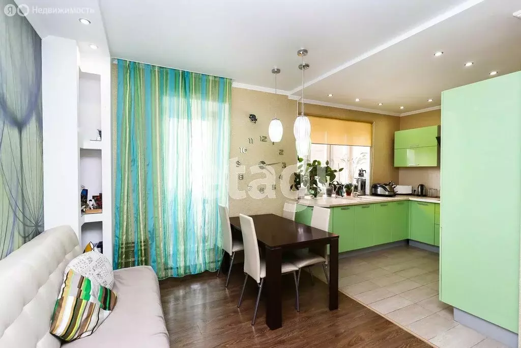 3-комнатная квартира: Тюмень, улица Московский Тракт, 88 (107.6 м) - Фото 1