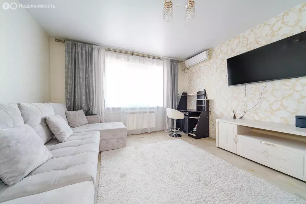 3-комнатная квартира: Благовещенск, 2-й микрорайон, улица Кантемирова, ... - Фото 1