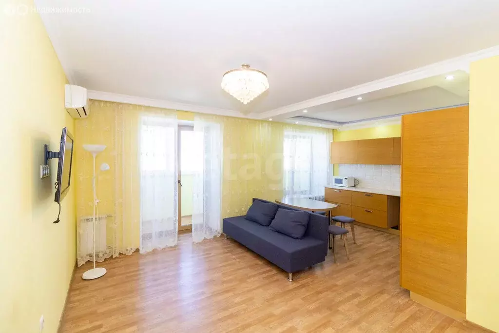 2-комнатная квартира: Тюмень, улица Самарцева, 30 (64 м) - Фото 2