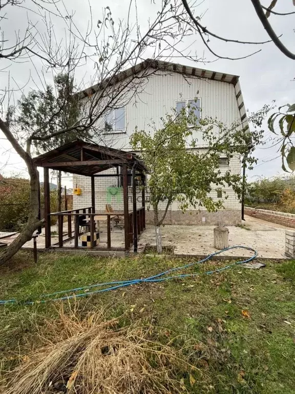 Дом в Астраханская область, Приволжский район, пос. Новоначаловский  ... - Фото 2