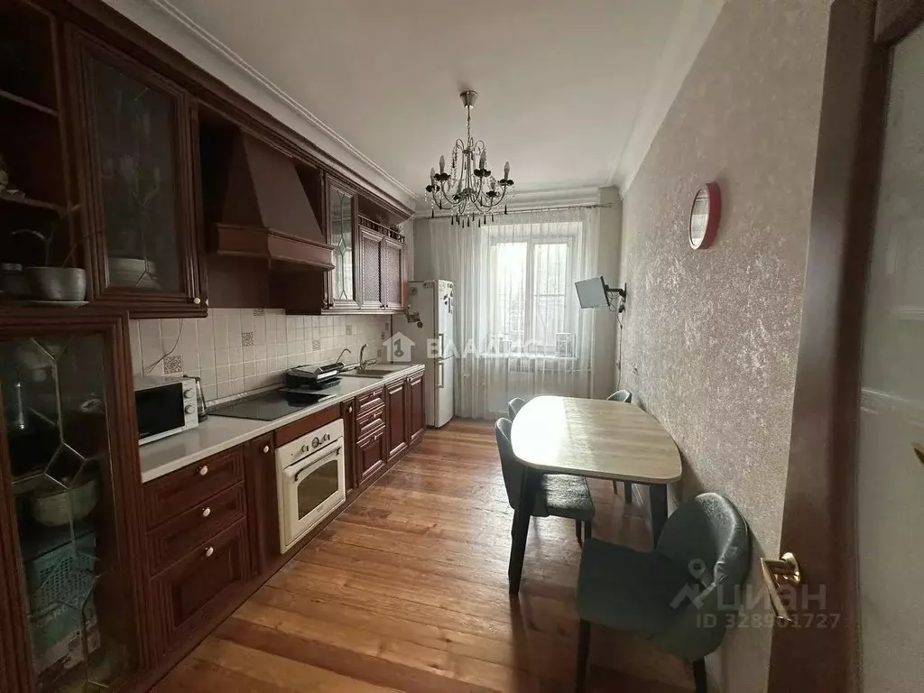 3-к кв. Бурятия, Улан-Удэ Коммунистическая ул., 44 (82.3 м) - Фото 1