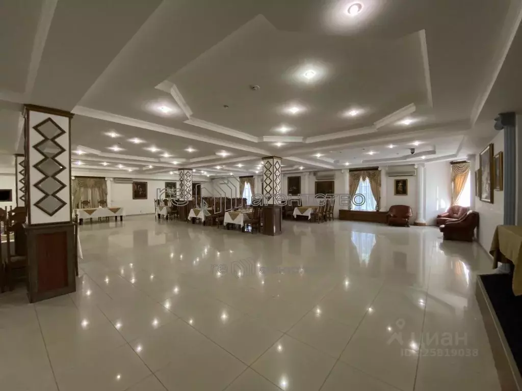 Помещение свободного назначения в Татарстан, Казань Гвардейская ул., ... - Фото 1