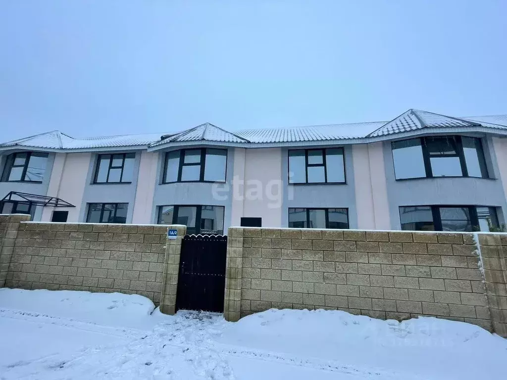 Таунхаус в Самарская область, Ставропольский район, с. Подстепки ... - Фото 1
