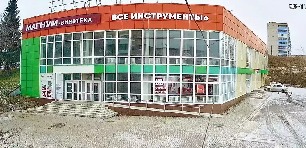 Торговая площадь в Свердловская область, Каменск-Уральский Алюминиевая ... - Фото 0
