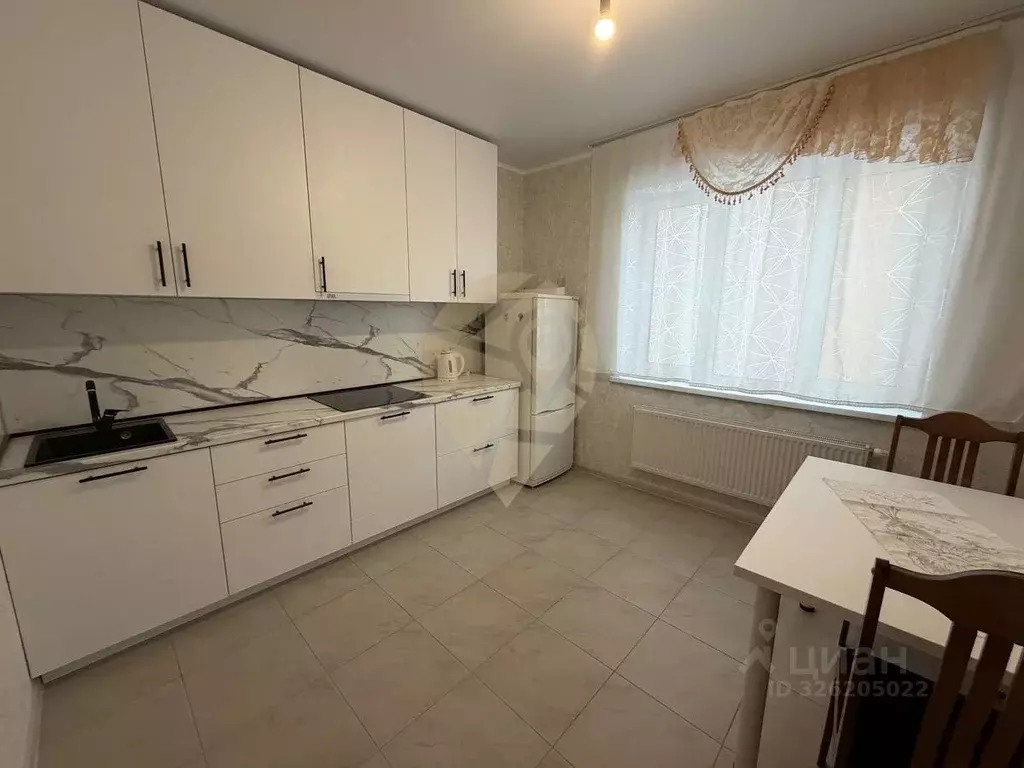 1-к кв. Белгородская область, Старый Оскол Степной мкр, 33Б (43.2 м) - Фото 1