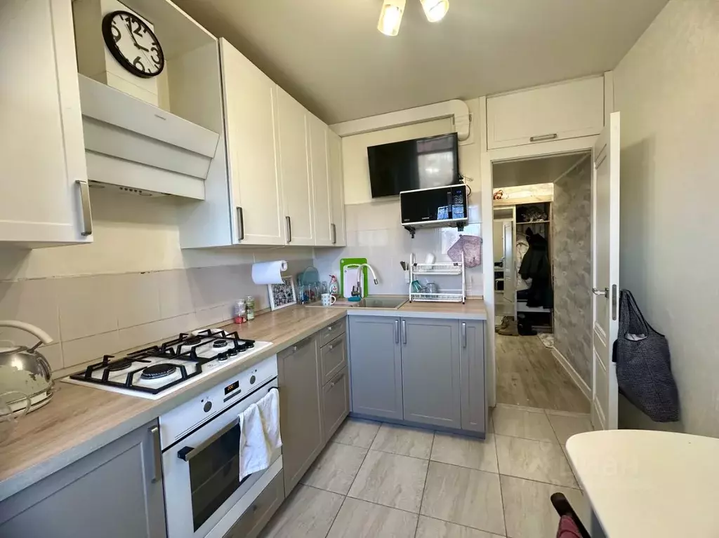 2-к кв. Тульская область, Тула ул. Комарова, 49А (52.0 м) - Фото 0