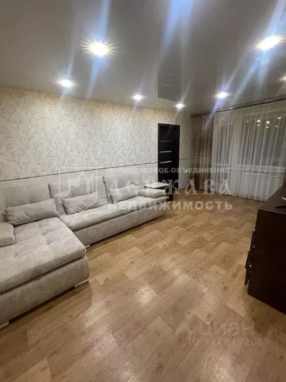 2-к кв. Кемеровская область, Кемерово ул. 9 Января, 10 (44.4 м) - Фото 0