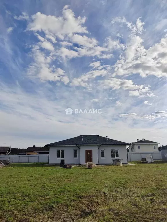 Дом в Владимирская область, Владимир д. Уварово,  (110 м) - Фото 1