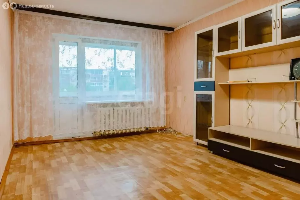 3-комнатная квартира: Комсомольск-на-Амуре, Зейская улица, 6К3 (62.2 ... - Фото 1