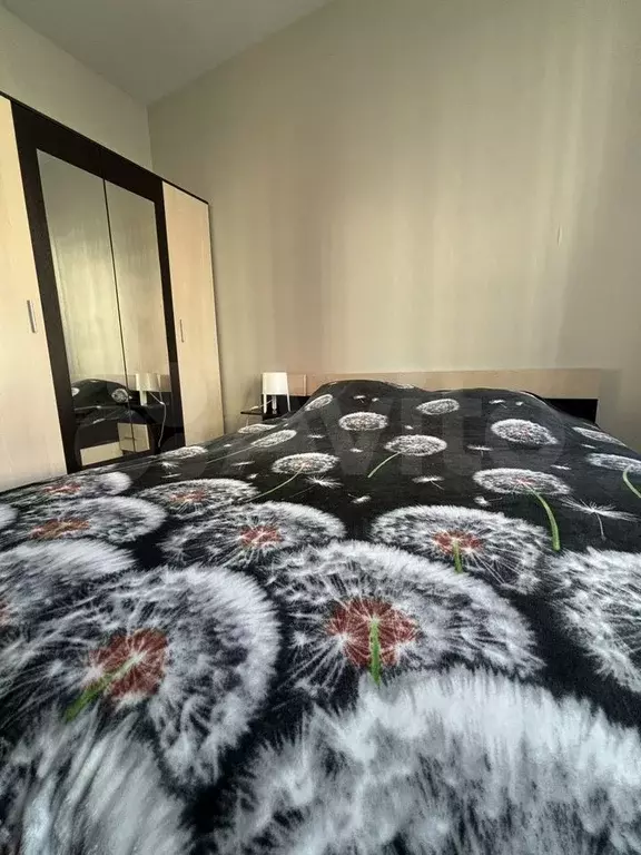 1-к. квартира, 39 м, 5/5 эт. - Фото 0