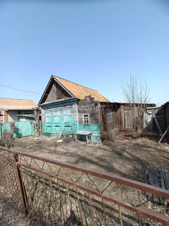 Дом в Астраханская область, Володарский район, с. Тулугановка ... - Фото 1