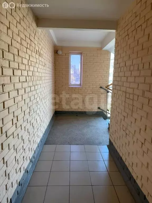 1-комнатная квартира: Чебоксары, улица Пирогова, 1к4 (45 м) - Фото 1