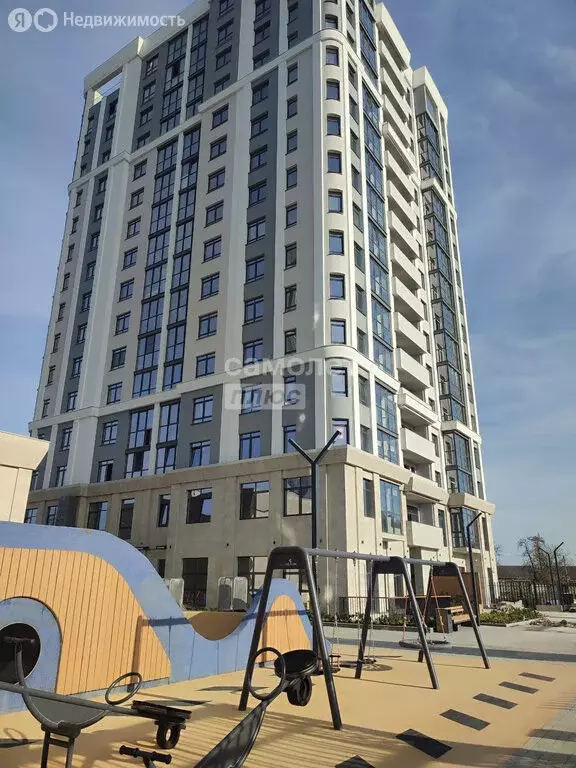 3-комнатная квартира: Майкоп, улица Гагарина, 1 (96 м) - Фото 1