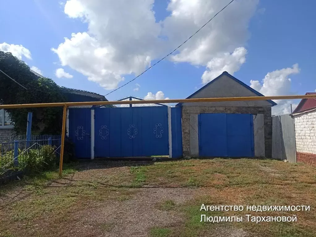 Дом в Самарская область, с. Хворостянка ул. Чапаева, 86 (122 м) - Фото 1