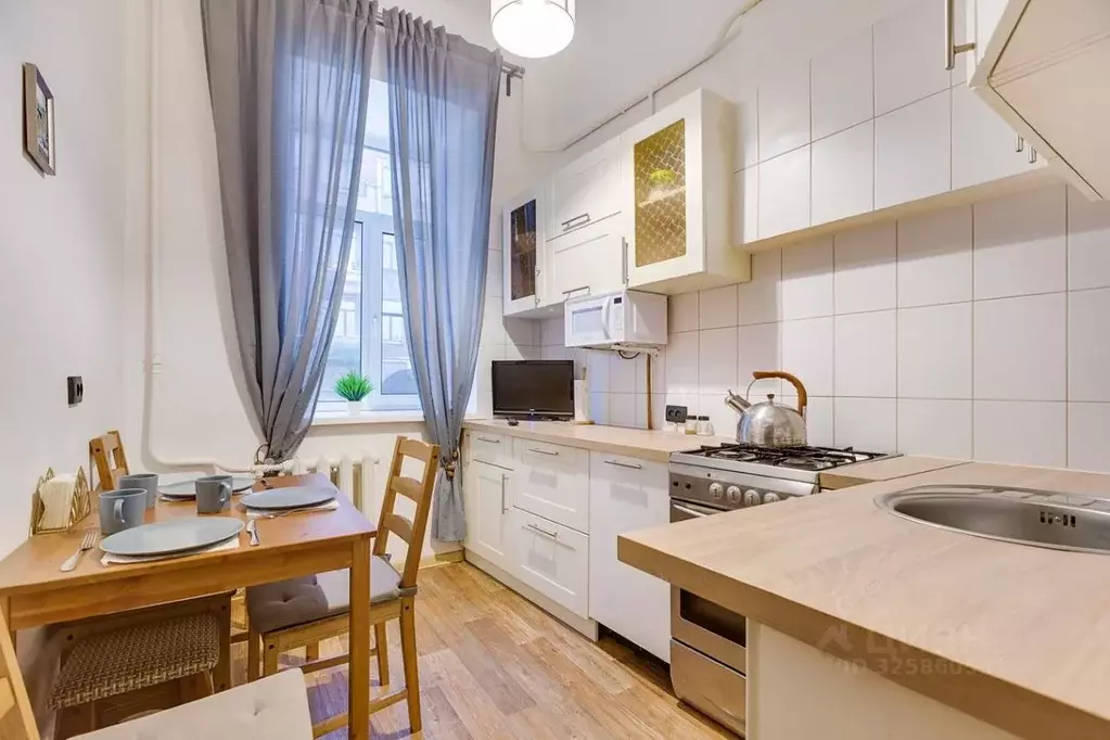 2-к кв. Санкт-Петербург 8-я Советская ул., 24 (50.0 м) - Фото 2