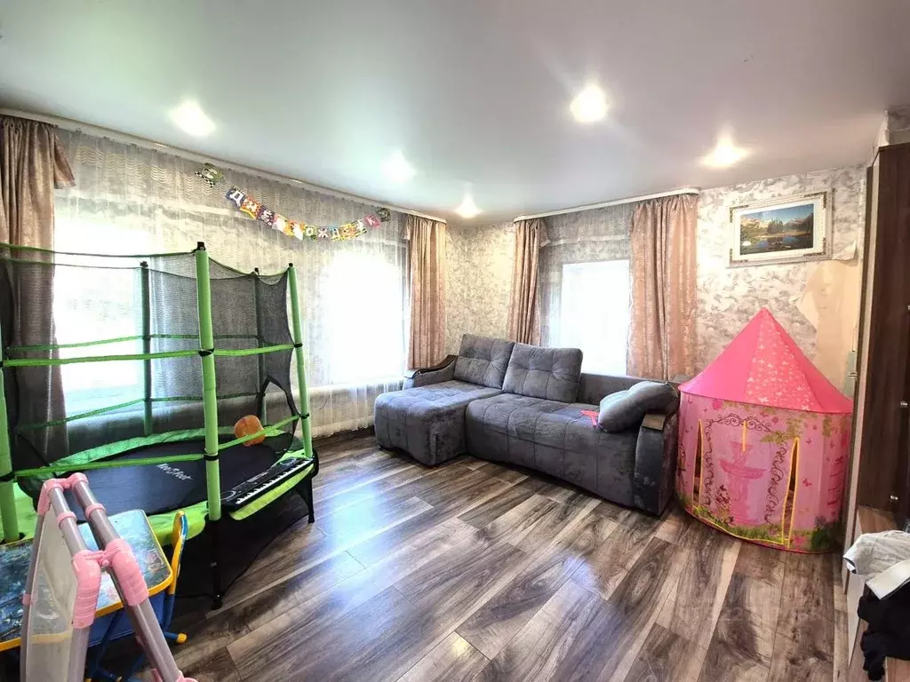 Дом в Омская область, Омск Депутатская ул., 88 (50 м) - Фото 1