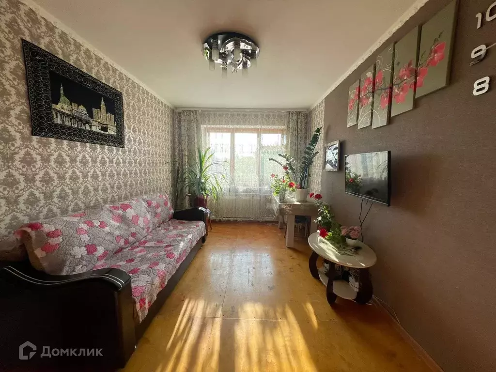 Продаётся 3-к квартира, 55 м - Фото 1