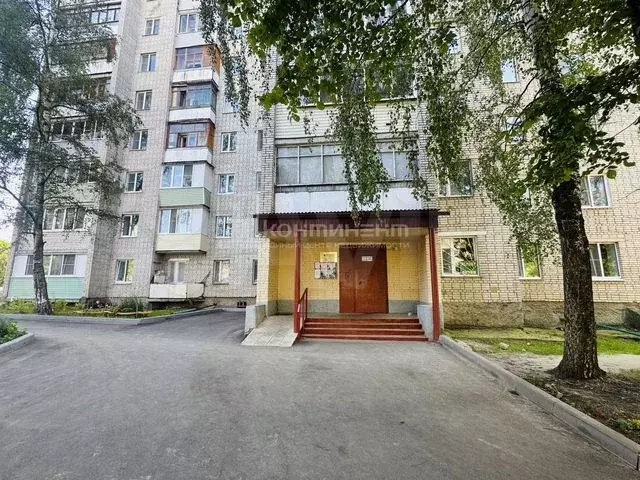 Комната 19,7 м в 4-к., 1/9 эт. - Фото 0