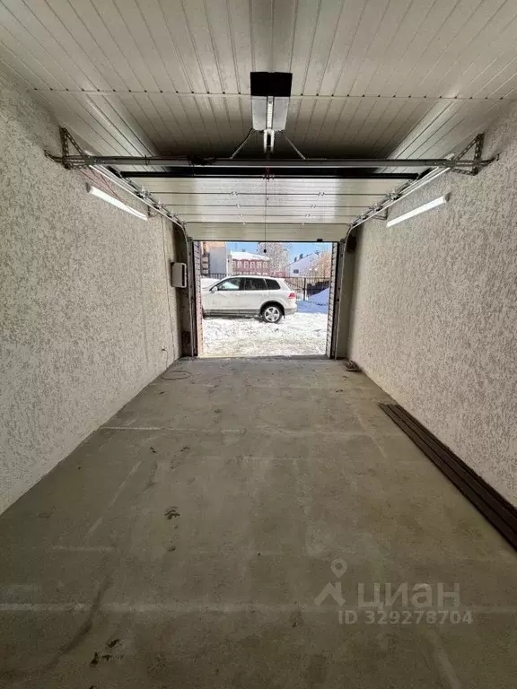 Гараж в Кировская область, Киров ул. Воровского, 11 (19 м) - Фото 1