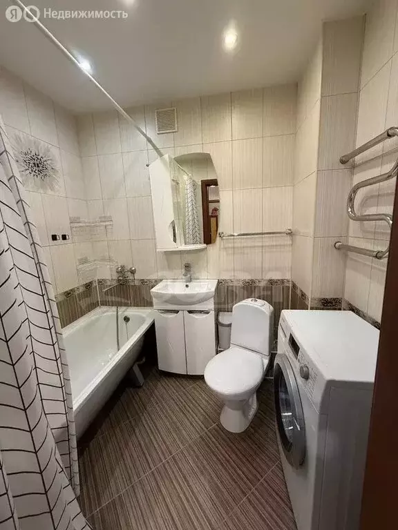 1-комнатная квартира: Тюмень, Малая Боровская улица, 5 (45 м) - Фото 1