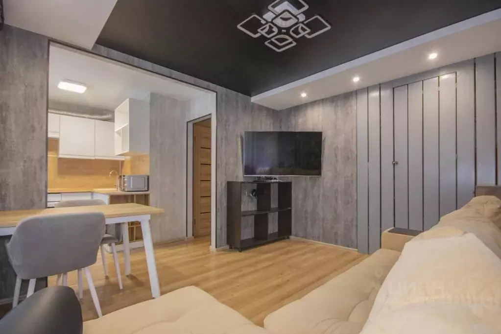 2-к кв. Свердловская область, Екатеринбург ул. Ясная, 24 (43.8 м) - Фото 2